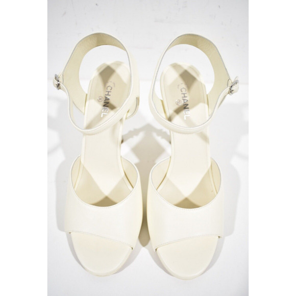 Chanel 22S Ivory Lambskin Leather CC Heel Logo Ankle Strap Sandal Pump 40.5 - Picture 5 of 11
